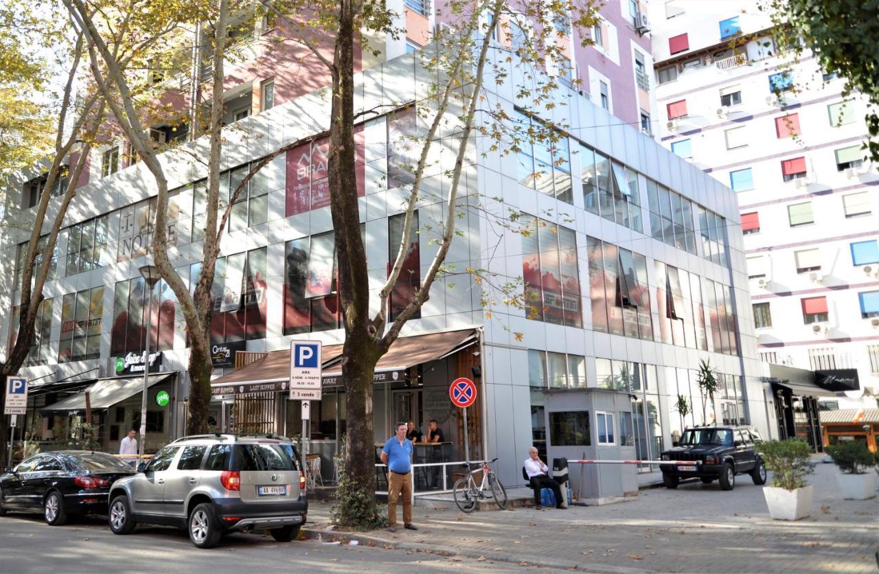 Haris Apartment Tirana No.3 Eksteriør bilde